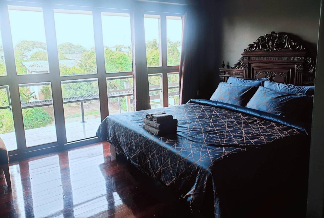 Baan Mae Khian Cafe & Boutique Hotel Phra Nakhon Si Ayutthaya Dış mekan fotoğraf