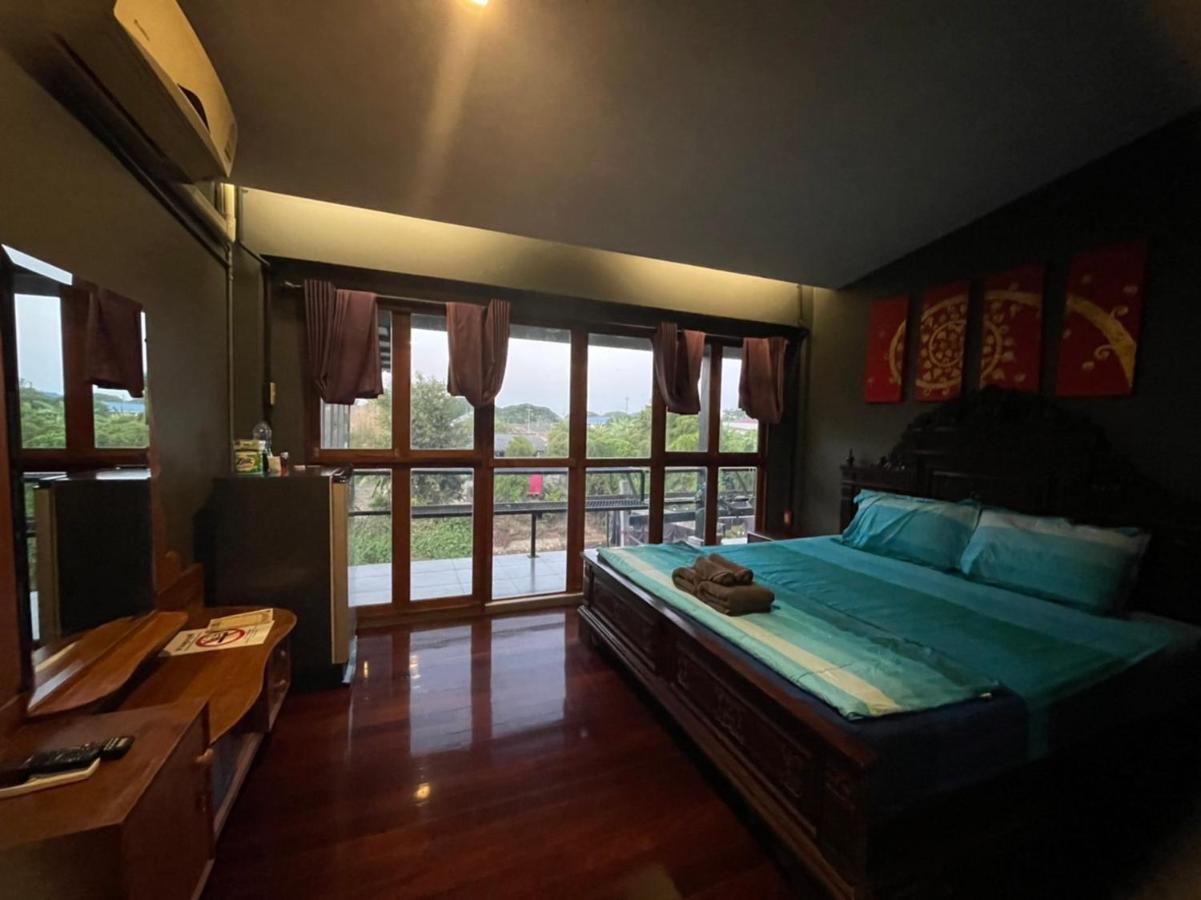 Baan Mae Khian Cafe & Boutique Hotel Phra Nakhon Si Ayutthaya Dış mekan fotoğraf